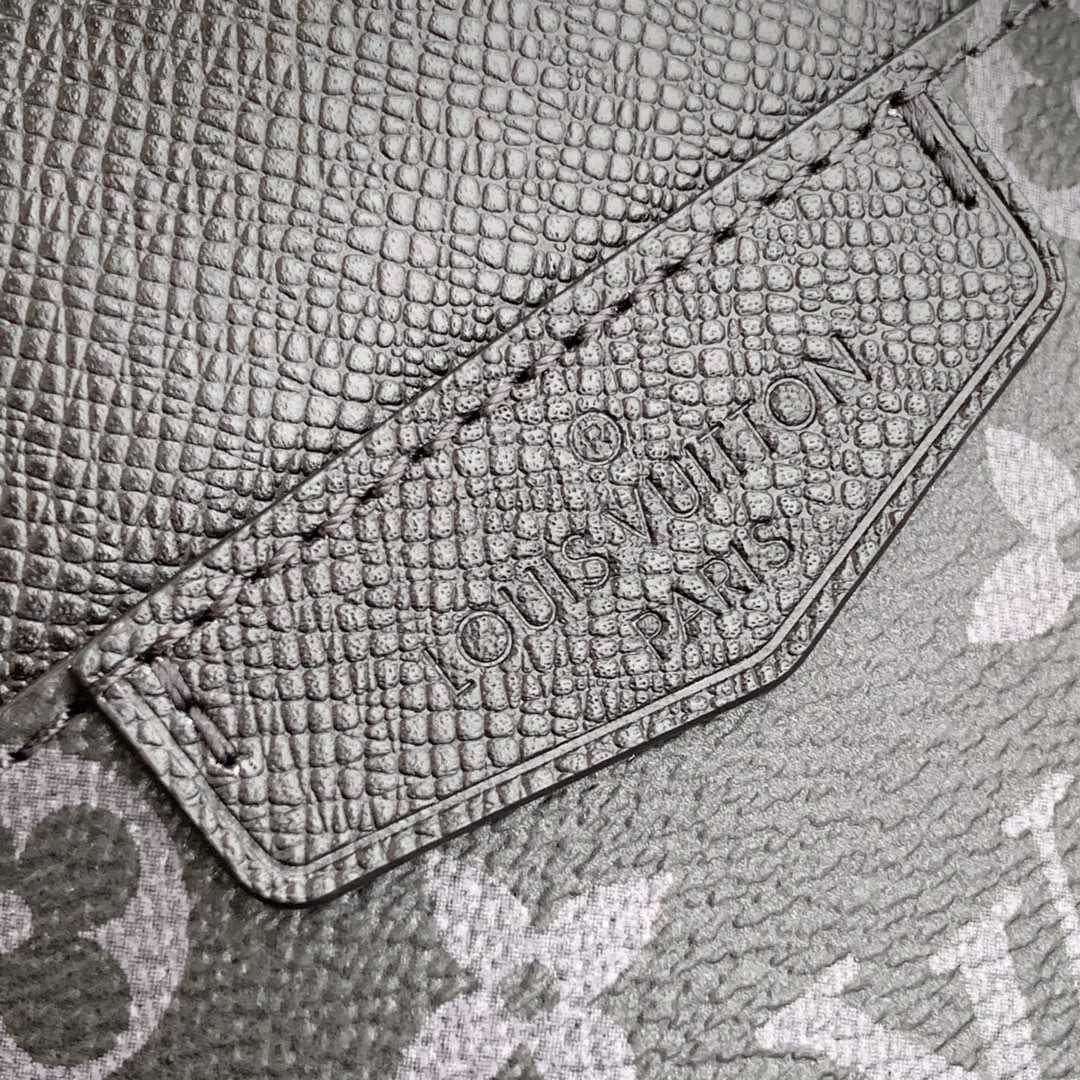 Louis Vuitton Outdoor Slingbag-13*21*5CM Louis Vuitton Outdoor Slingbag-13*21*5CM