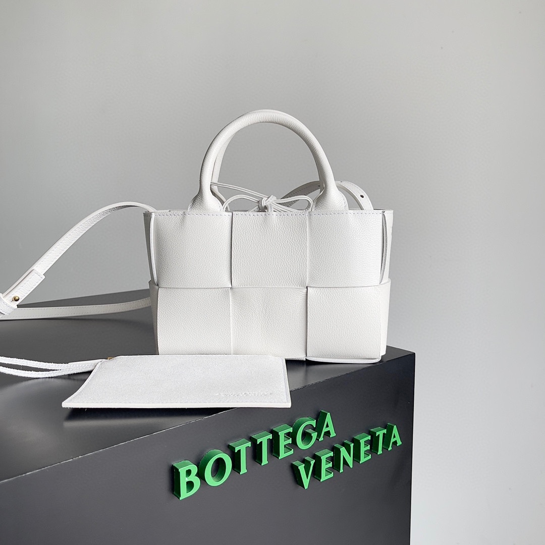 Bottega Veneta Tote Bag-20*7*13CM