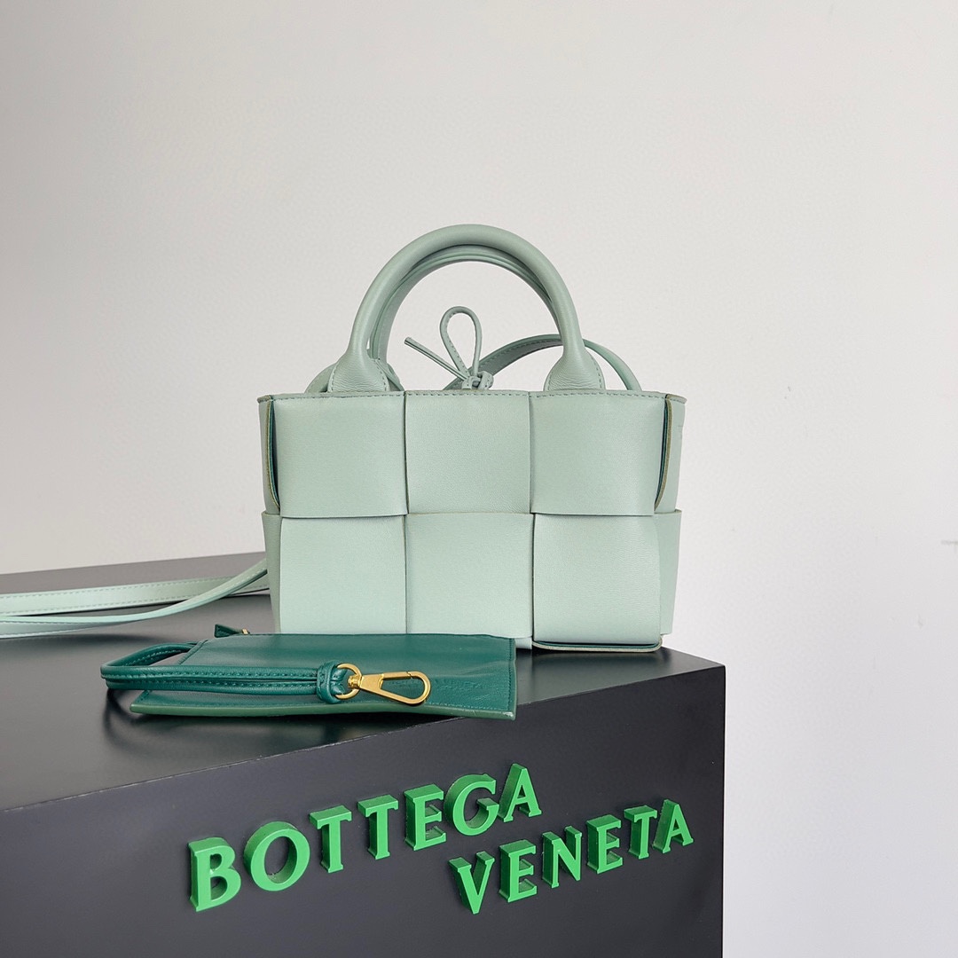 Bottega Veneta Tote Bag-20*7*13CM