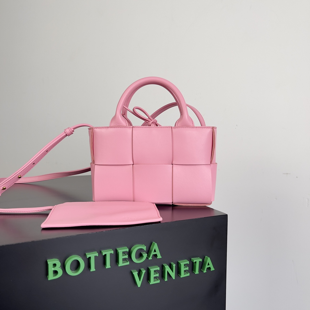 Bottega Veneta Tote Bag-20*7*13CM