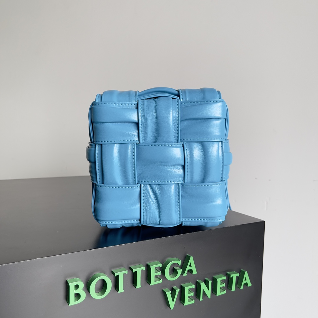 Bottega Veneta Mini Bucket-18*14*14CM