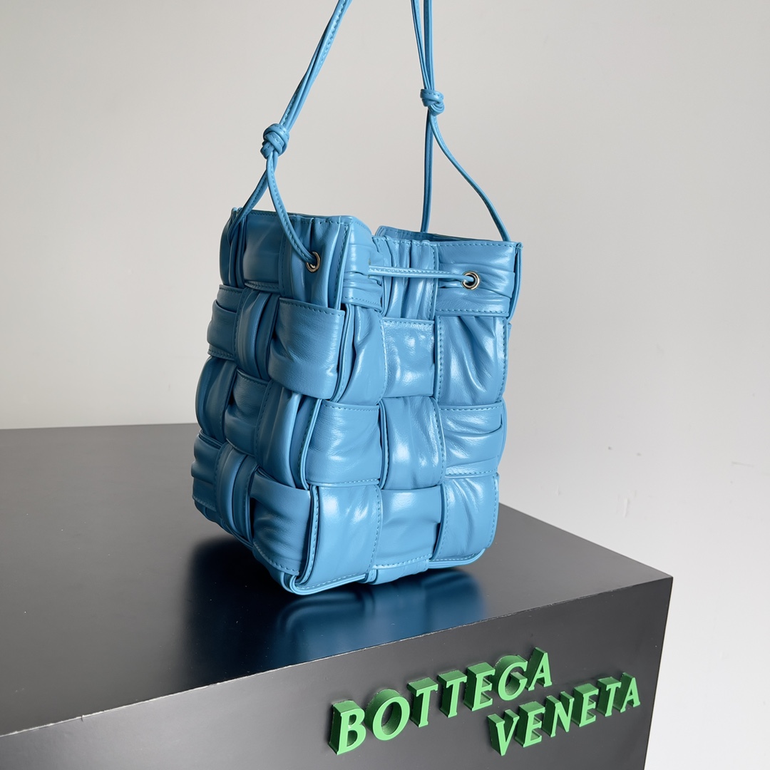 Bottega Veneta Mini Bucket-18*14*14CM