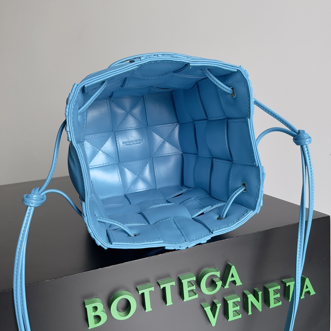 Bottega Veneta Mini Bucket-18*14*14CM