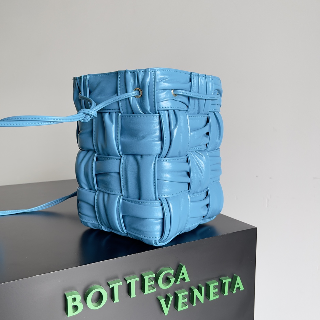 Bottega Veneta Mini Bucket-18*14*14CM