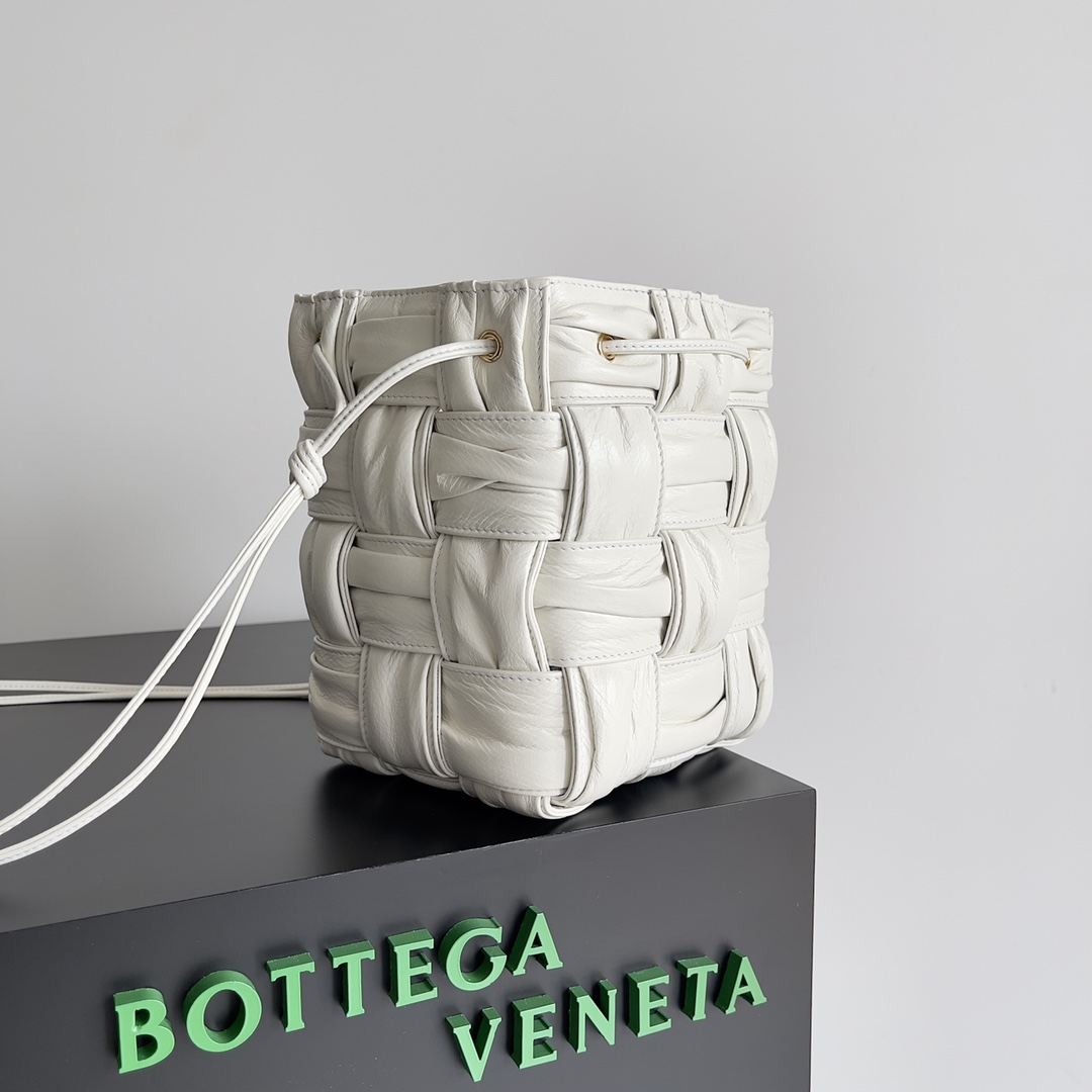 Bottega Veneta Mini Bucket-18*14*14CM