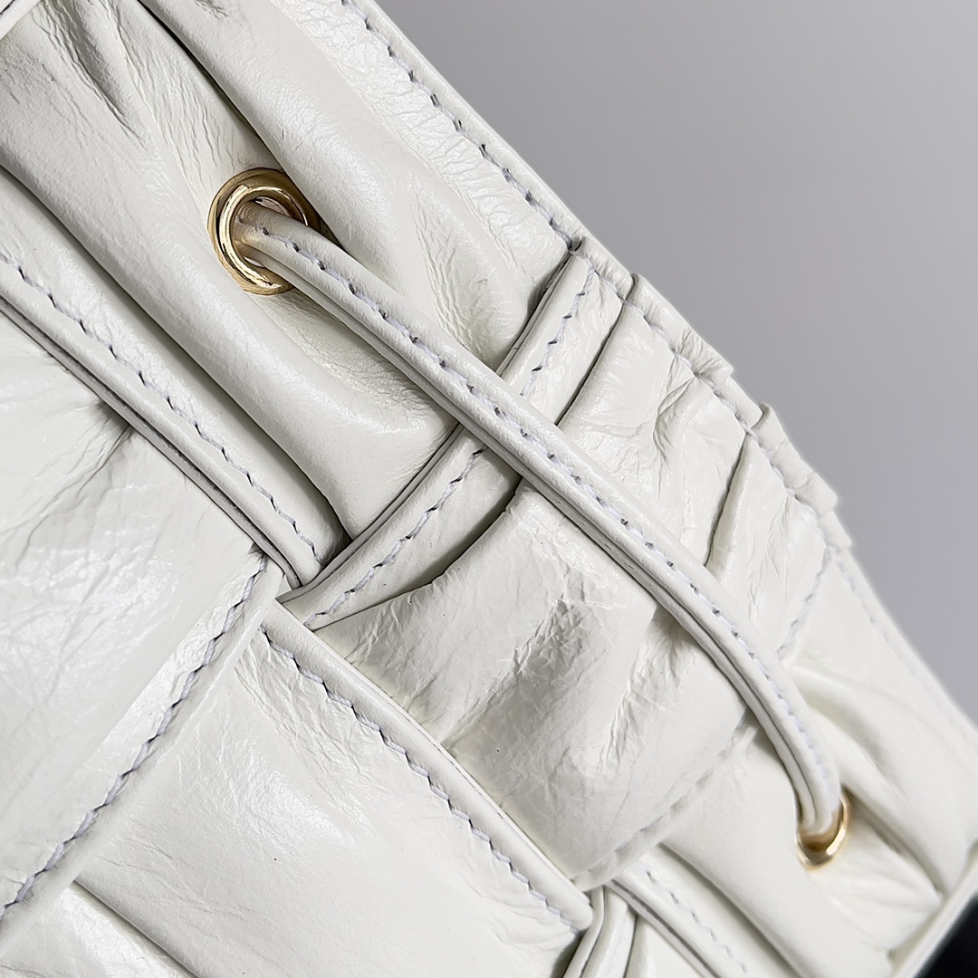 Bottega Veneta Mini Bucket-18*14*14CM