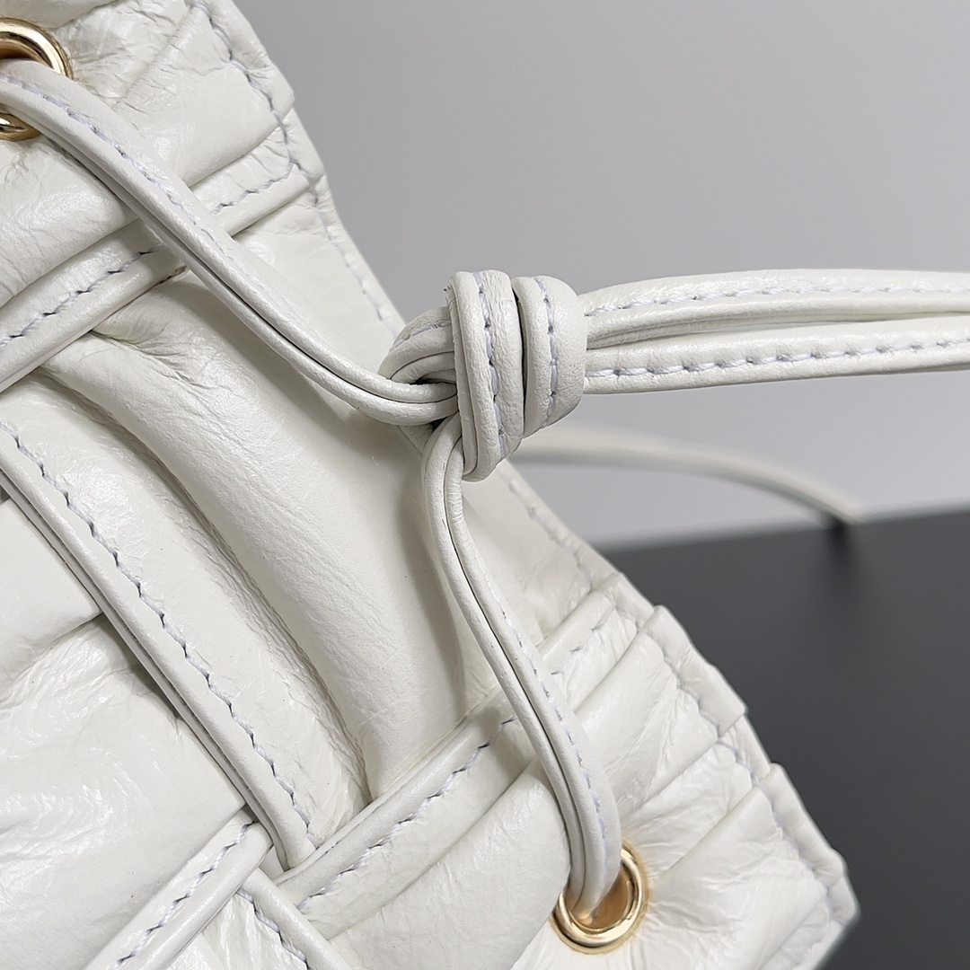 Bottega Veneta Mini Bucket-18*14*14CM