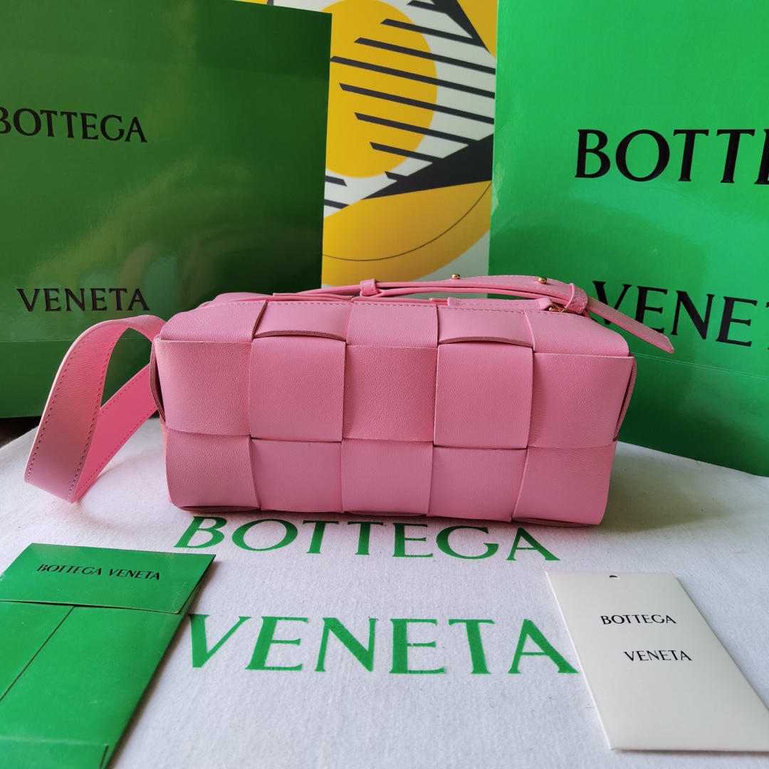 Bottega Veneta Cassette Bag-23.5x10x20CM