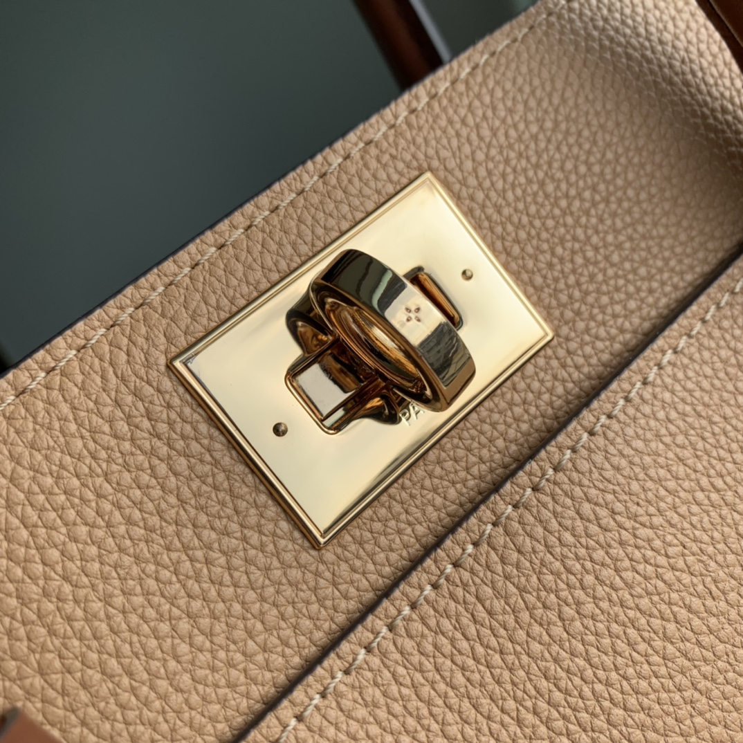 Louis Vuitton On My Side Tote Bag-M53826-30.5 x 24.5 x 14CM Louis Vuitton On My Side Tote Bag-M53826-30.5 x 24.5 x 14CM
