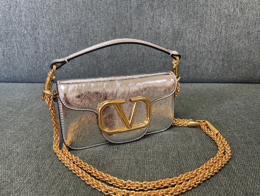 Valentino Garavani Mini Loc-20x 11x5CM