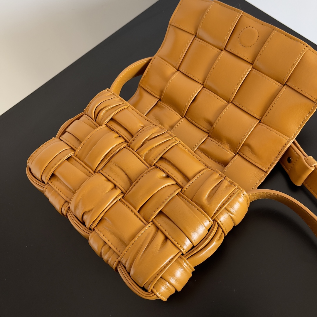 Bottega Veneta Cassette Bag-19*4*12CM Bottega Veneta Cassette Bag-19*4*12CM