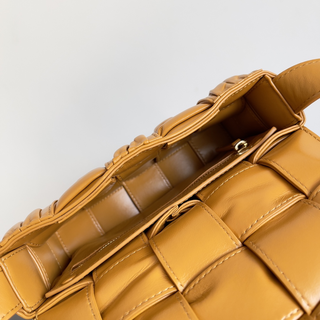 Bottega Veneta Cassette Bag-19*4*12CM Bottega Veneta Cassette Bag-19*4*12CM