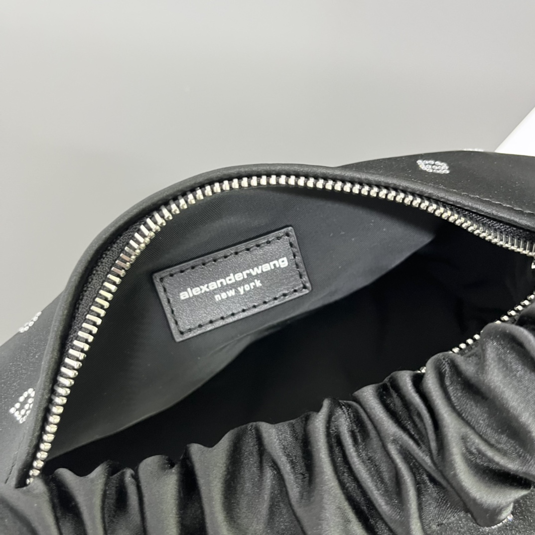 Bottega Veneta Cassette Bag-21CM