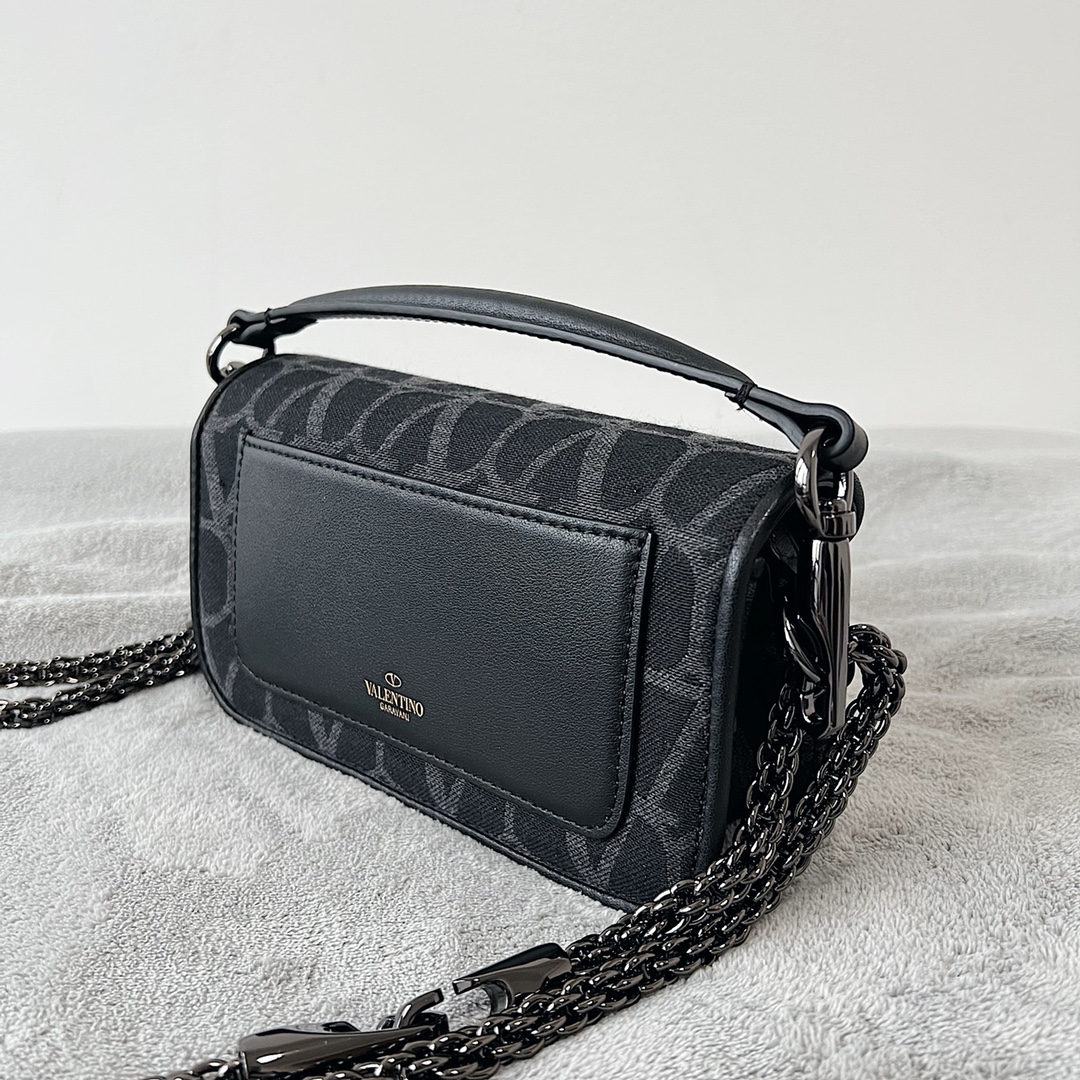 Valentino Garavani Mini Loc-20x 11x5CM