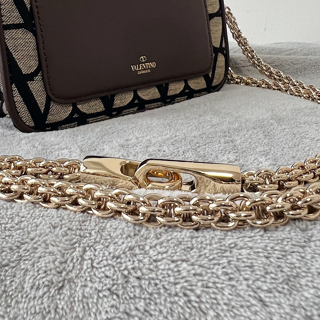 Valentino Garavani Mini Loc-20x 11x5CM