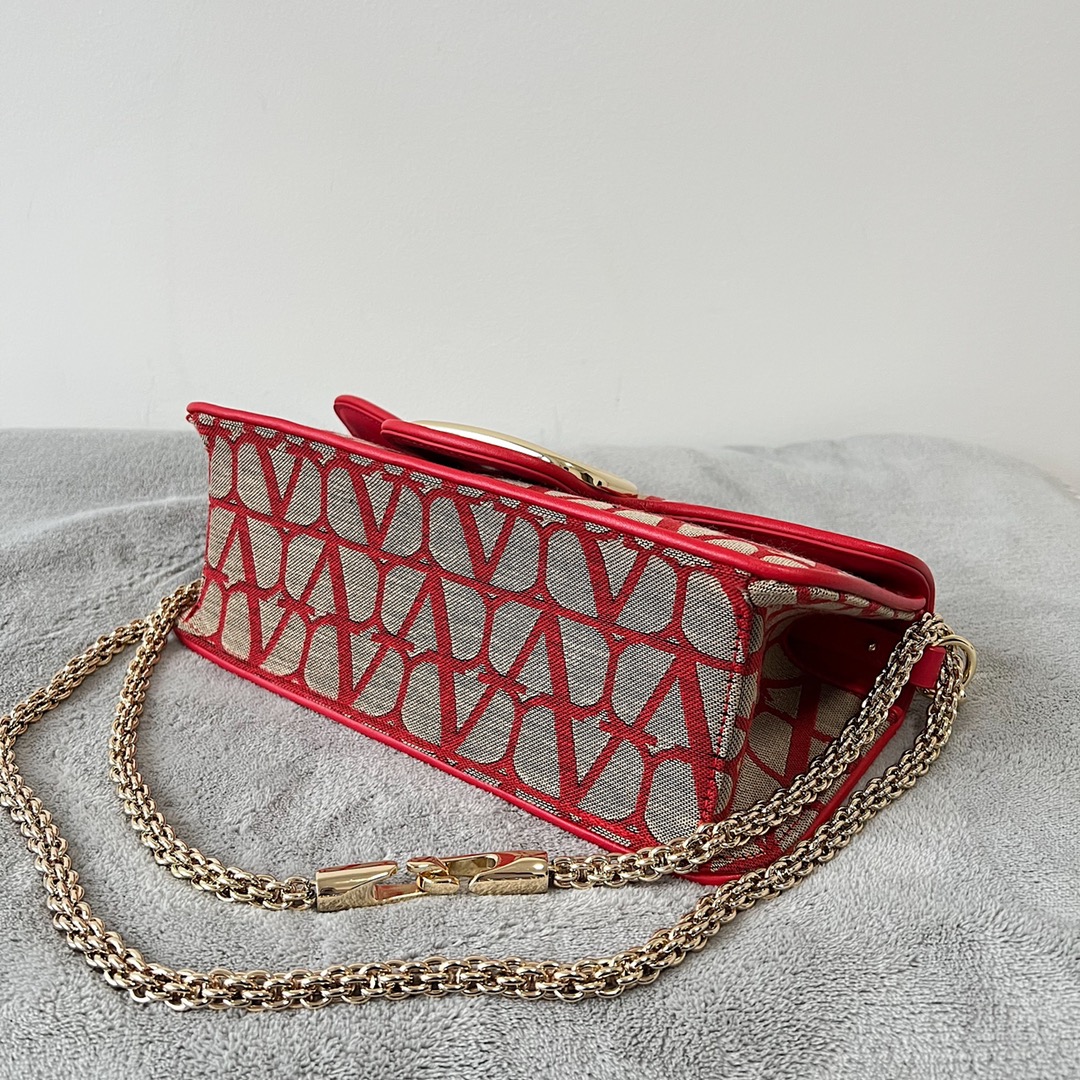 Valentino Garavani Loc-27*13*6CM