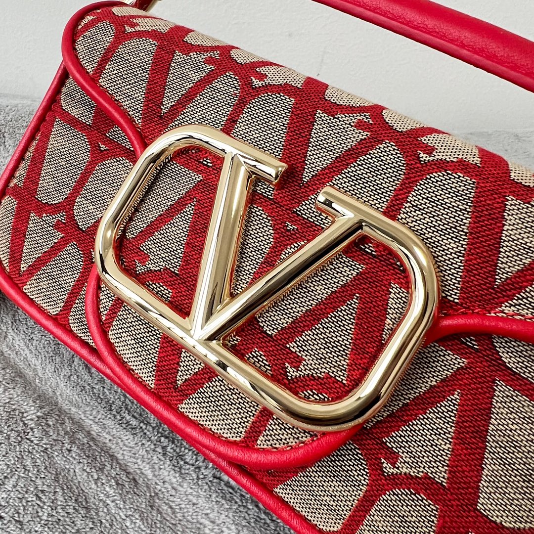 Valentino Garavani Mini Loc-20x 11x5CM