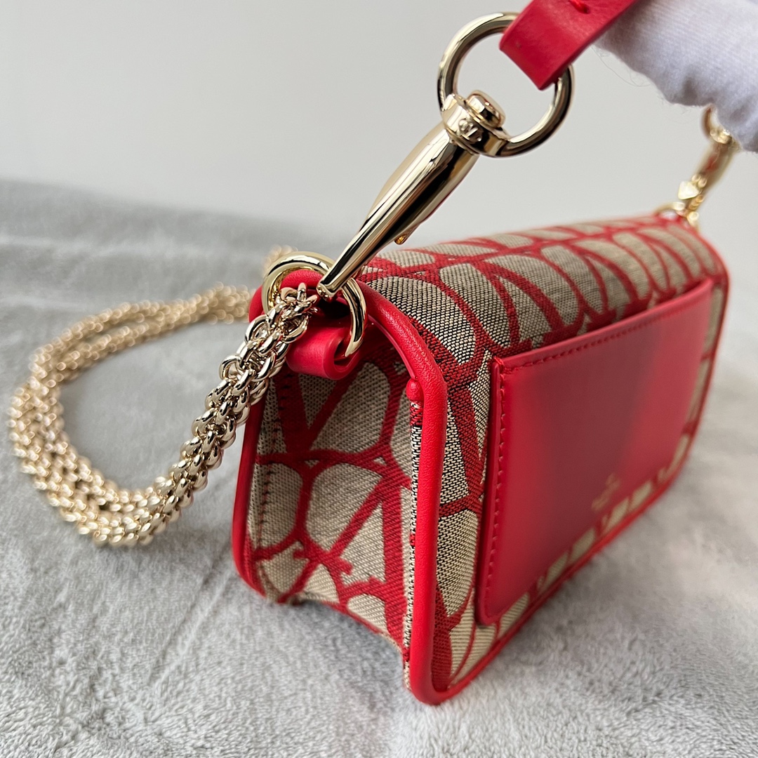 Valentino Garavani Mini Loc-20x 11x5CM