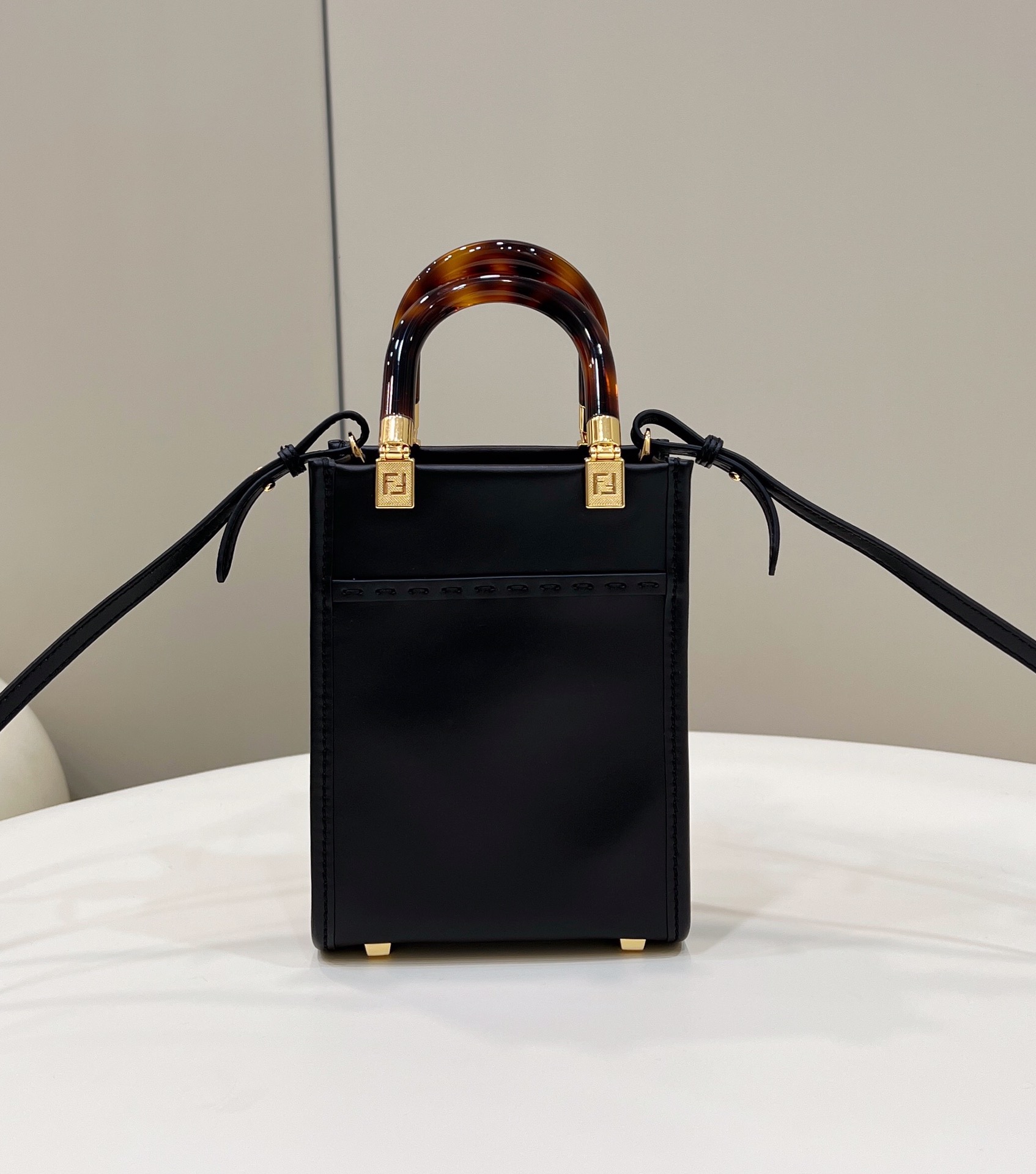 Fendi Mini Tote Bag-13*18*6.5CM