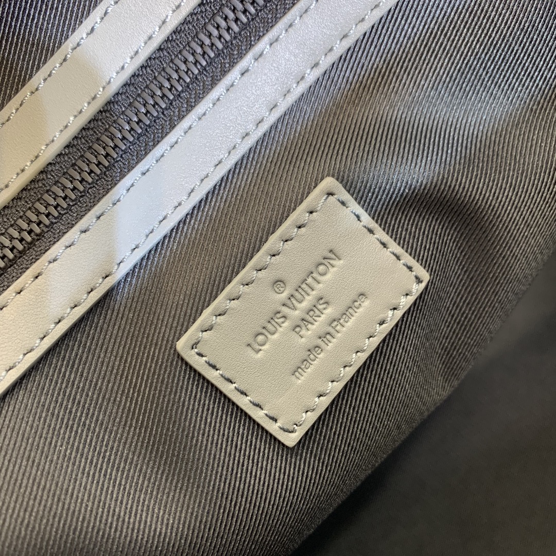 Louis Vuitton Keepall BANDOULIÈRE- 50 x 29 x 23CM