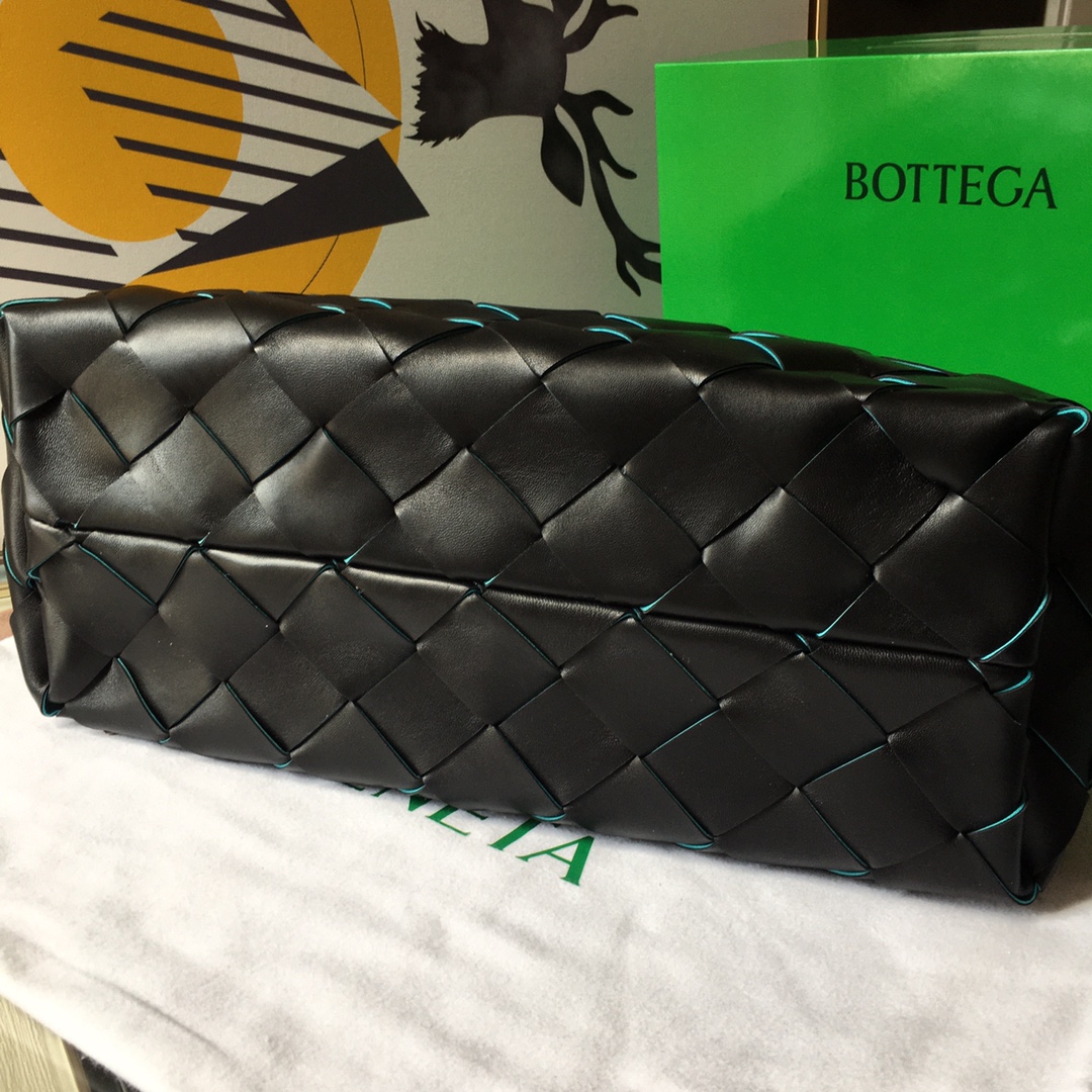 Bottega VenetaTote-41*26CM