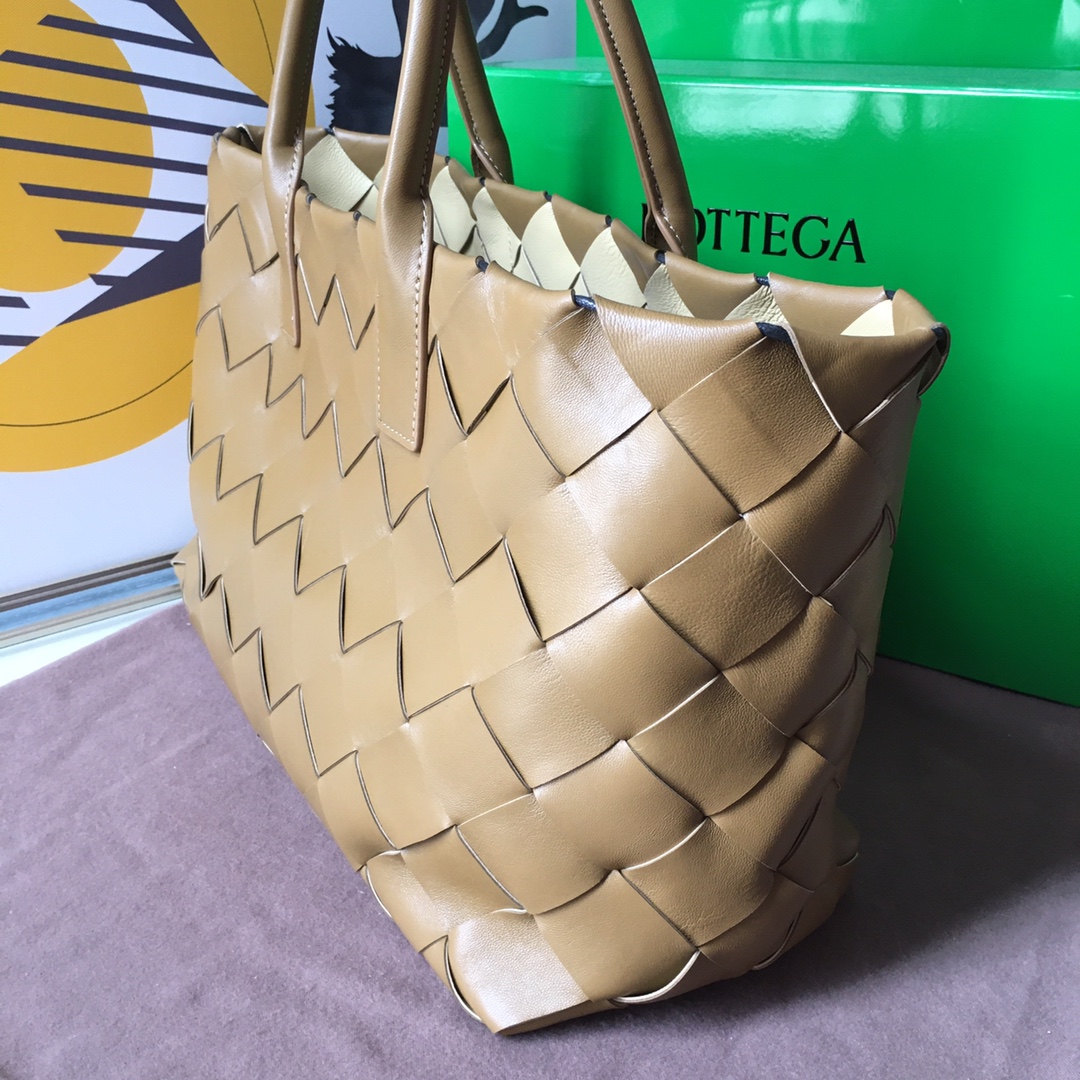 Bottega VenetaTote-41*26CM