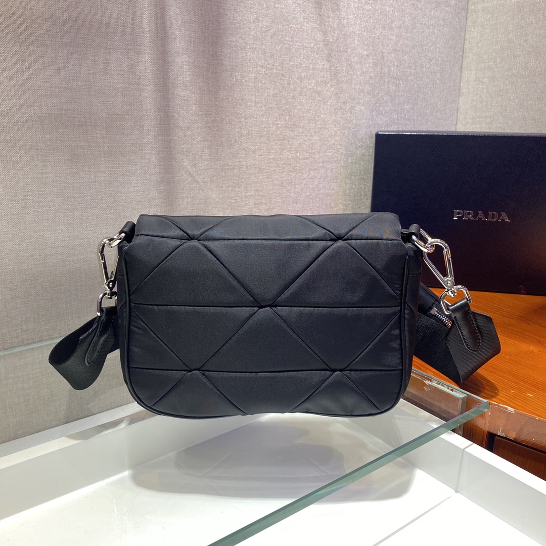 Prada Bag 1BD292-21*16*7CM Prada Bag 1BD292-21*16*7CM