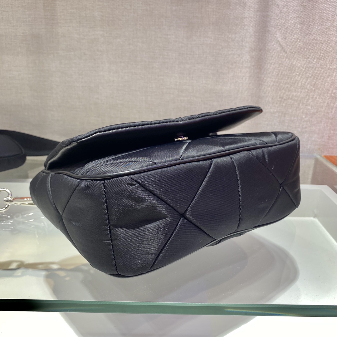 Prada Bag 1BD292-21*16*7CM Prada Bag 1BD292-21*16*7CM