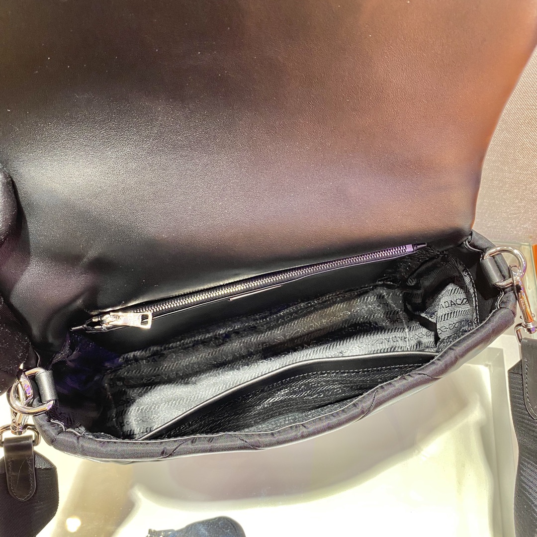 Prada Bag 1BD291-28*18*7.5CM Prada Bag 1BD291-28*18*7.5CM