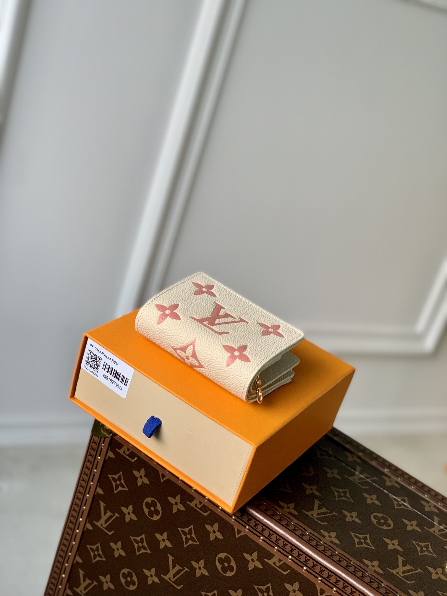 Louis Vuitton Wallet M81927-11 x 8.5 x 3.5 CM