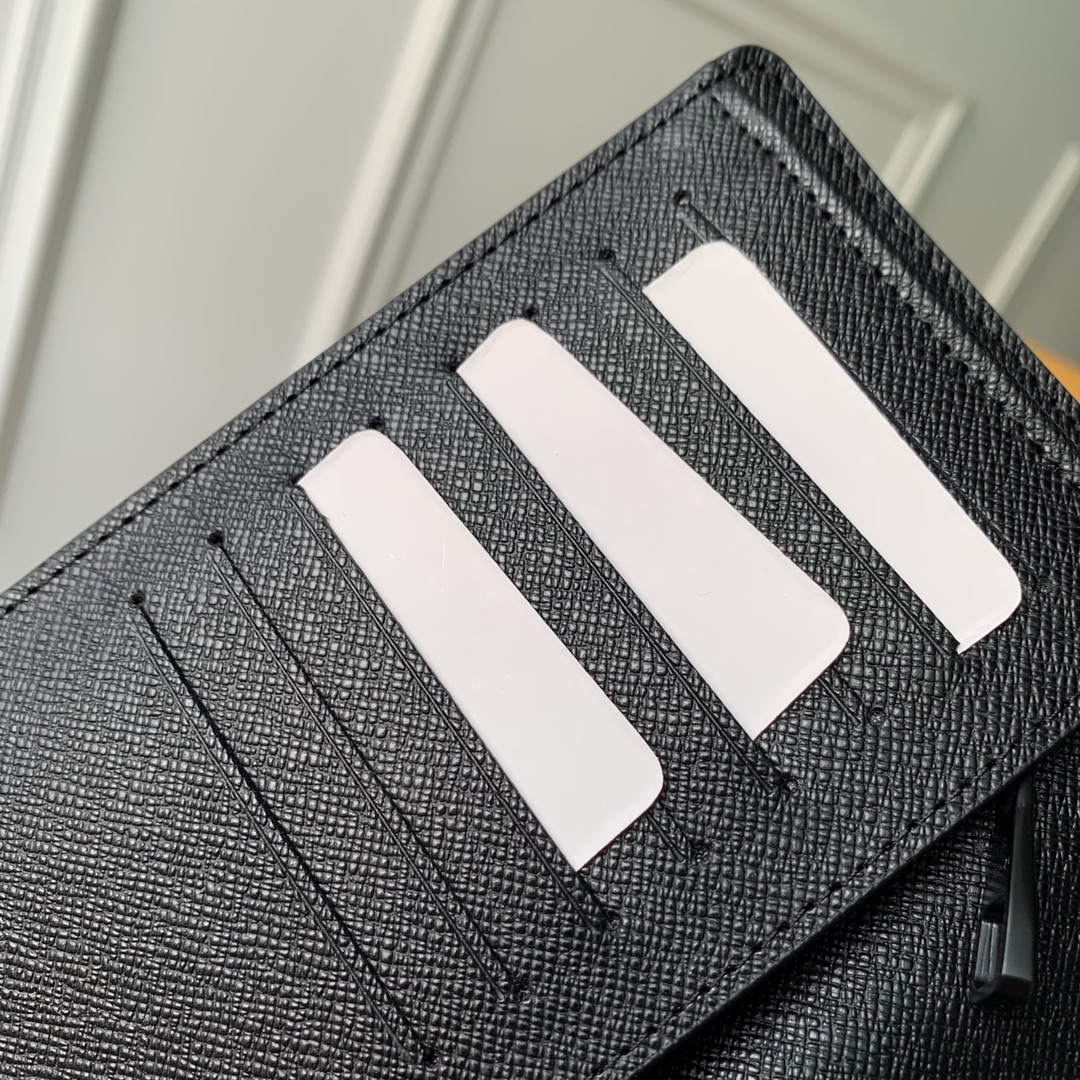 Louis Vuitton Wallet M81980-19 x 10.5 x 2 CM