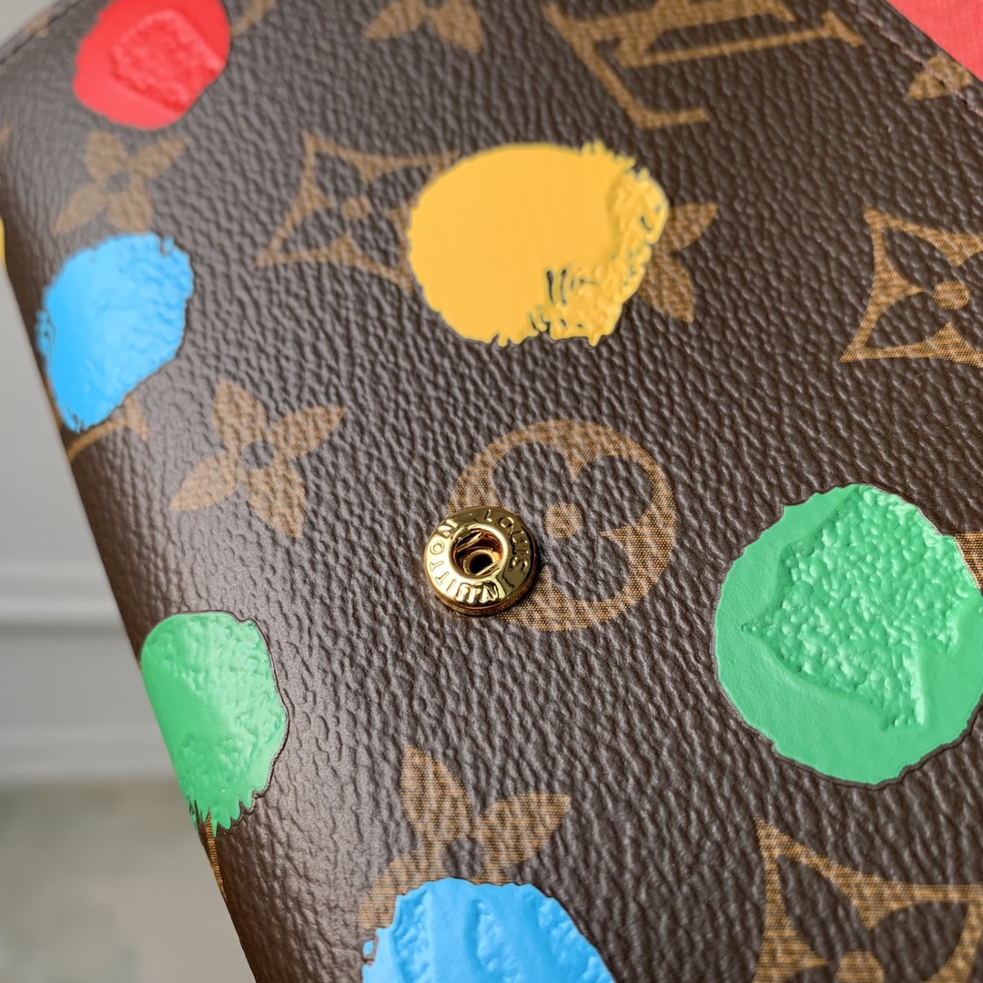 Louis Vuitton Wallet M81980-19 x 10.5 x 2 CM