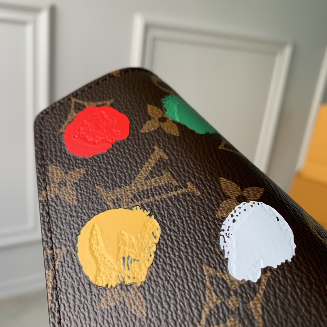 Louis Vuitton Wallet M81980-19 x 10.5 x 2 CM