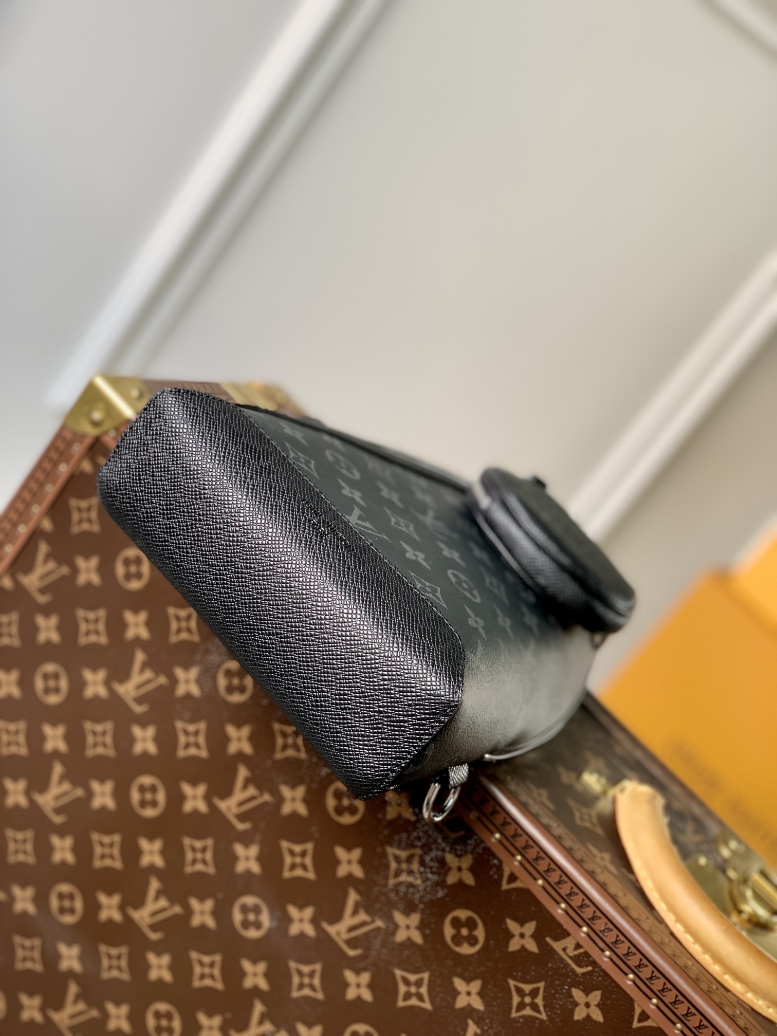 Louis Vuitton Duo Shoulder Bag M30936-20 x 42 x 6CM
