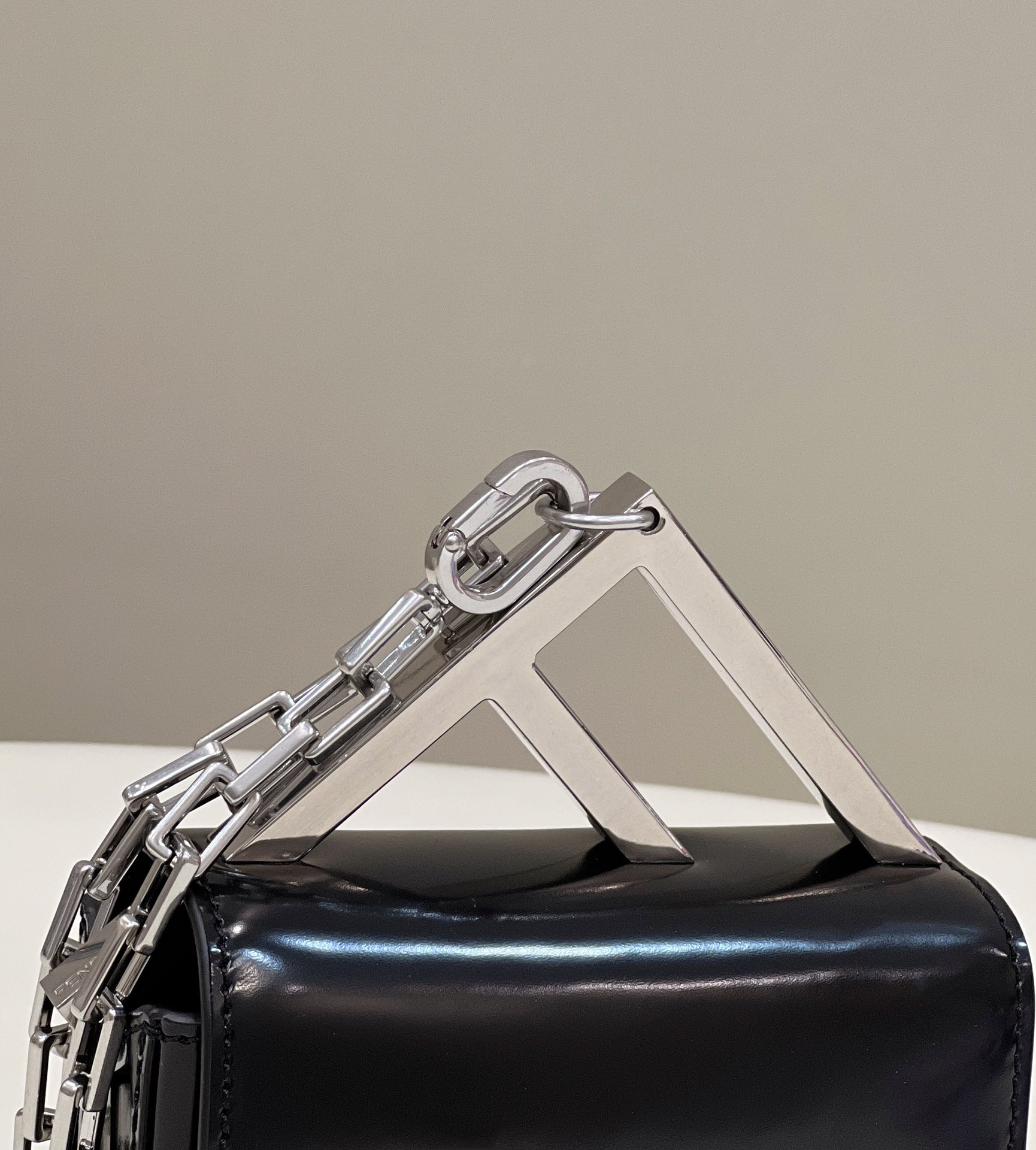 Fendi Nano F Bag-13*5.5*7CM