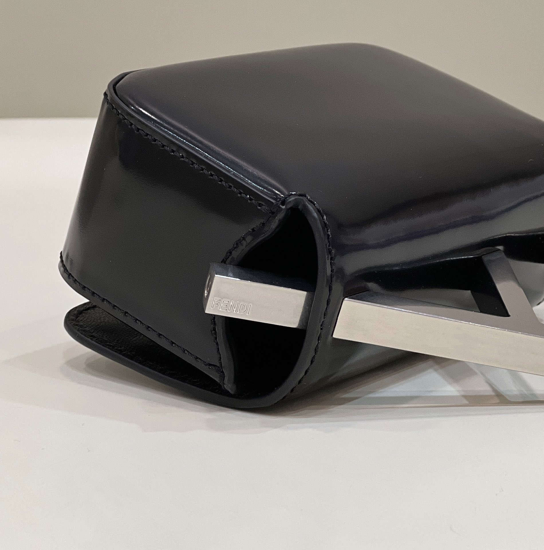 Fendi Nano F Bag-13*5.5*7CM