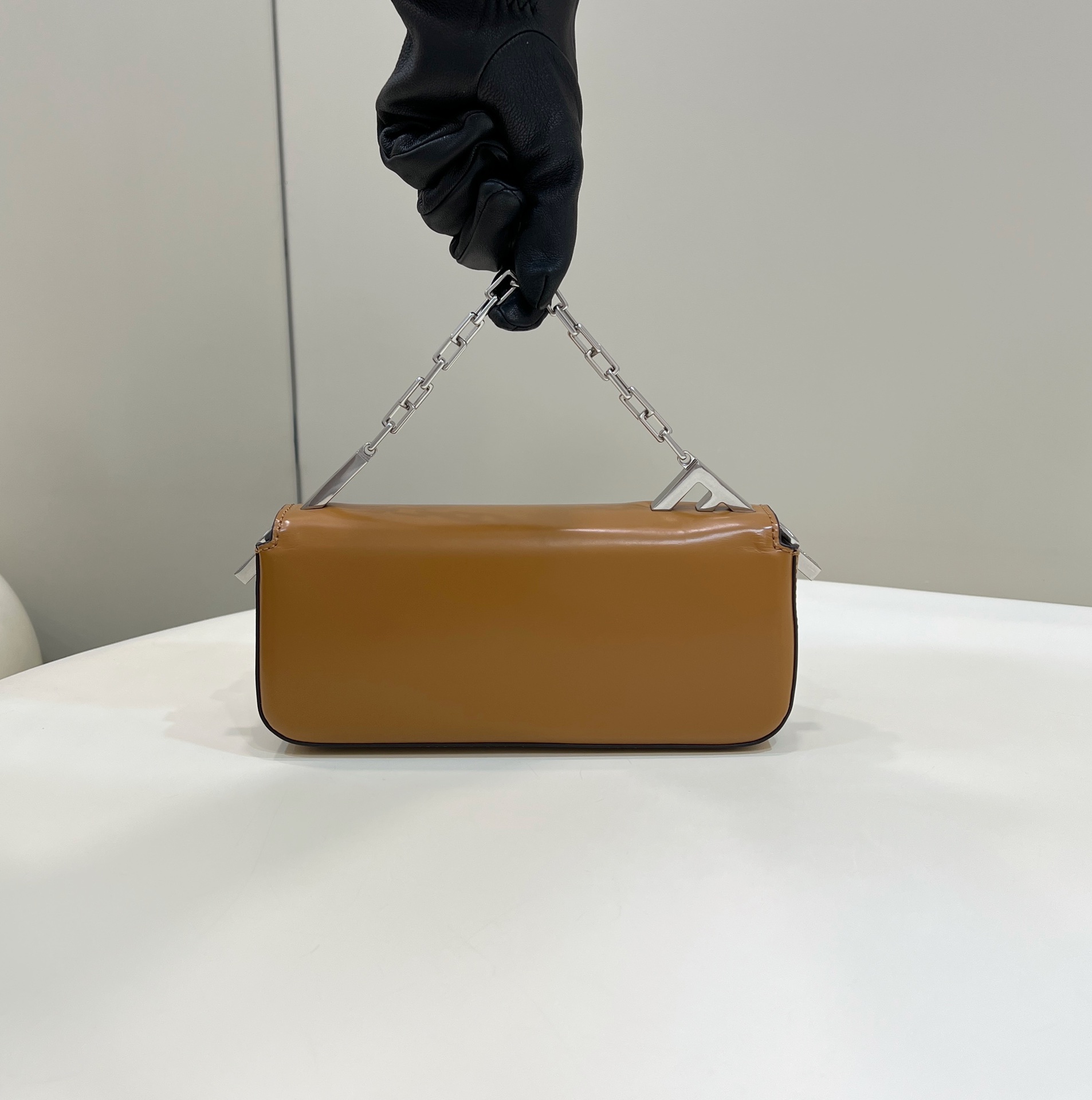 Fendi Nano F Bag-23*7*13CM