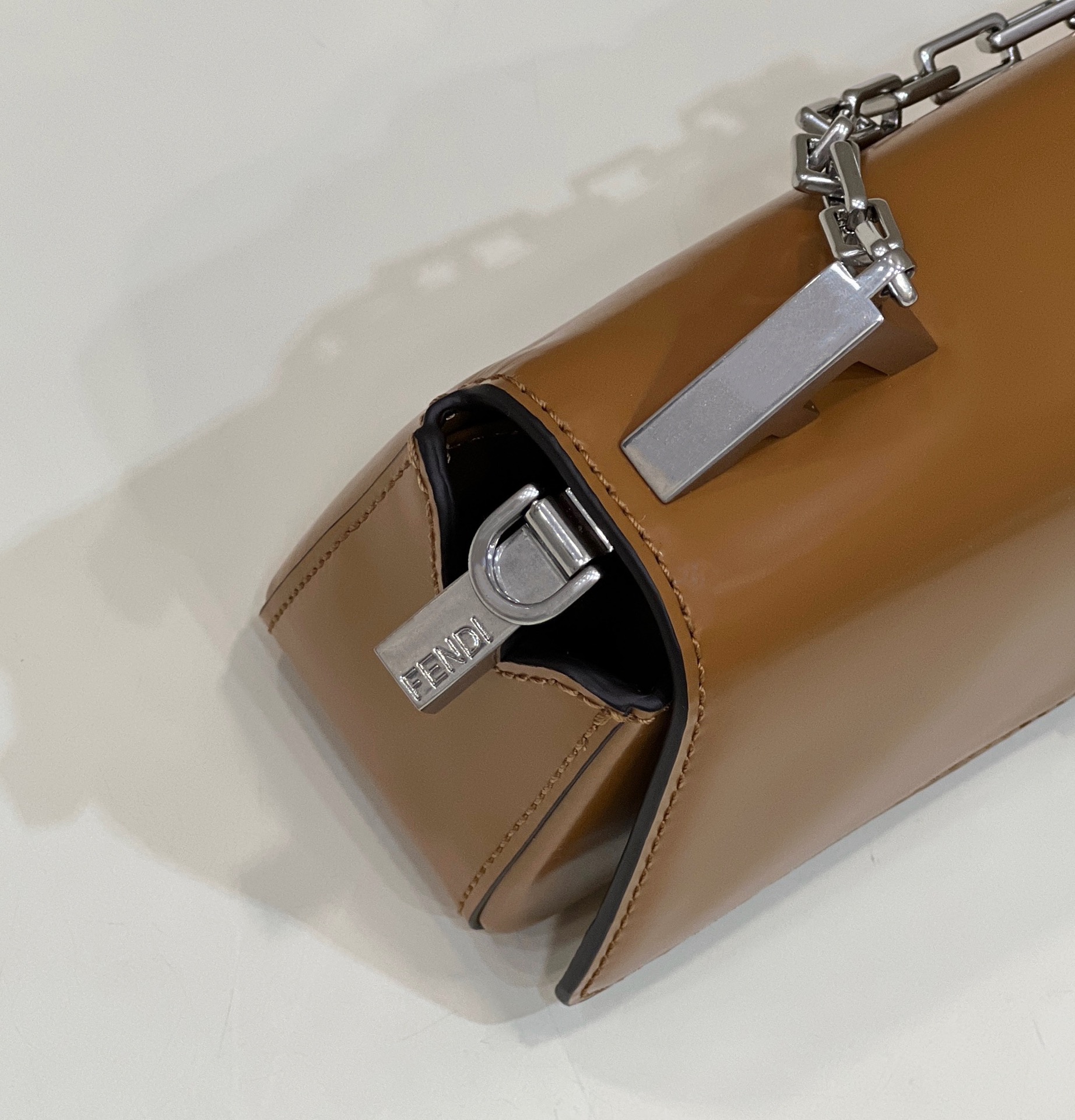 Fendi Nano F Bag-23*7*13CM