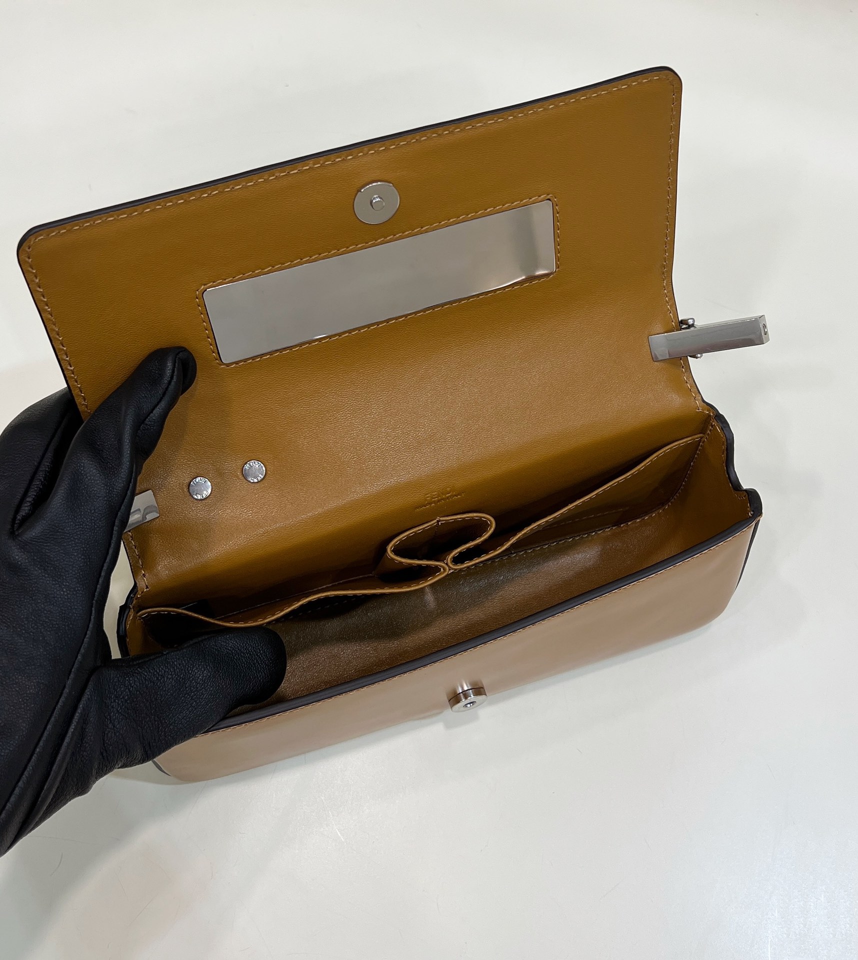 Fendi Nano F Bag-23*7*13CM