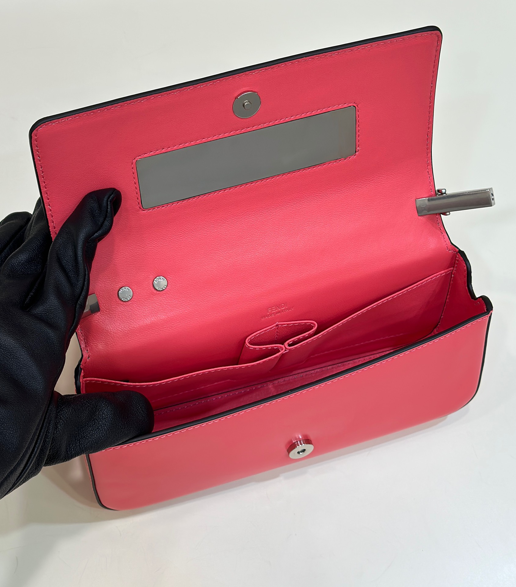 Fendi Nano F Bag-23*7*13CM