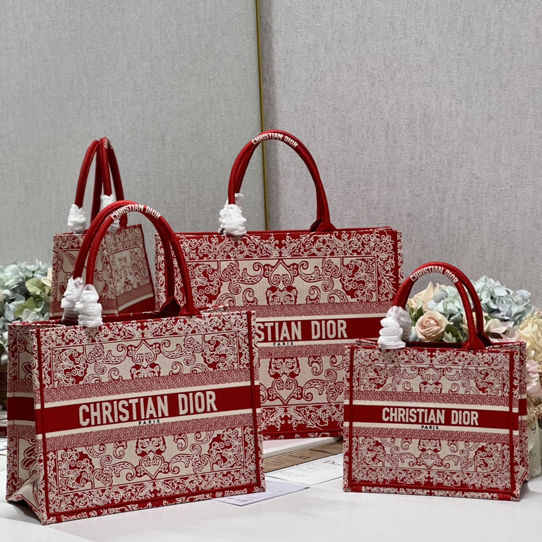 Diro Book Tote