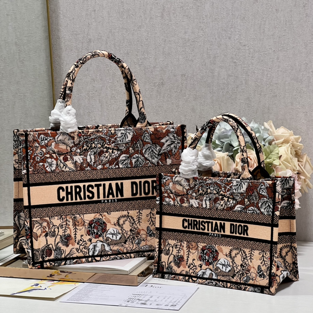 Diro Book Tote