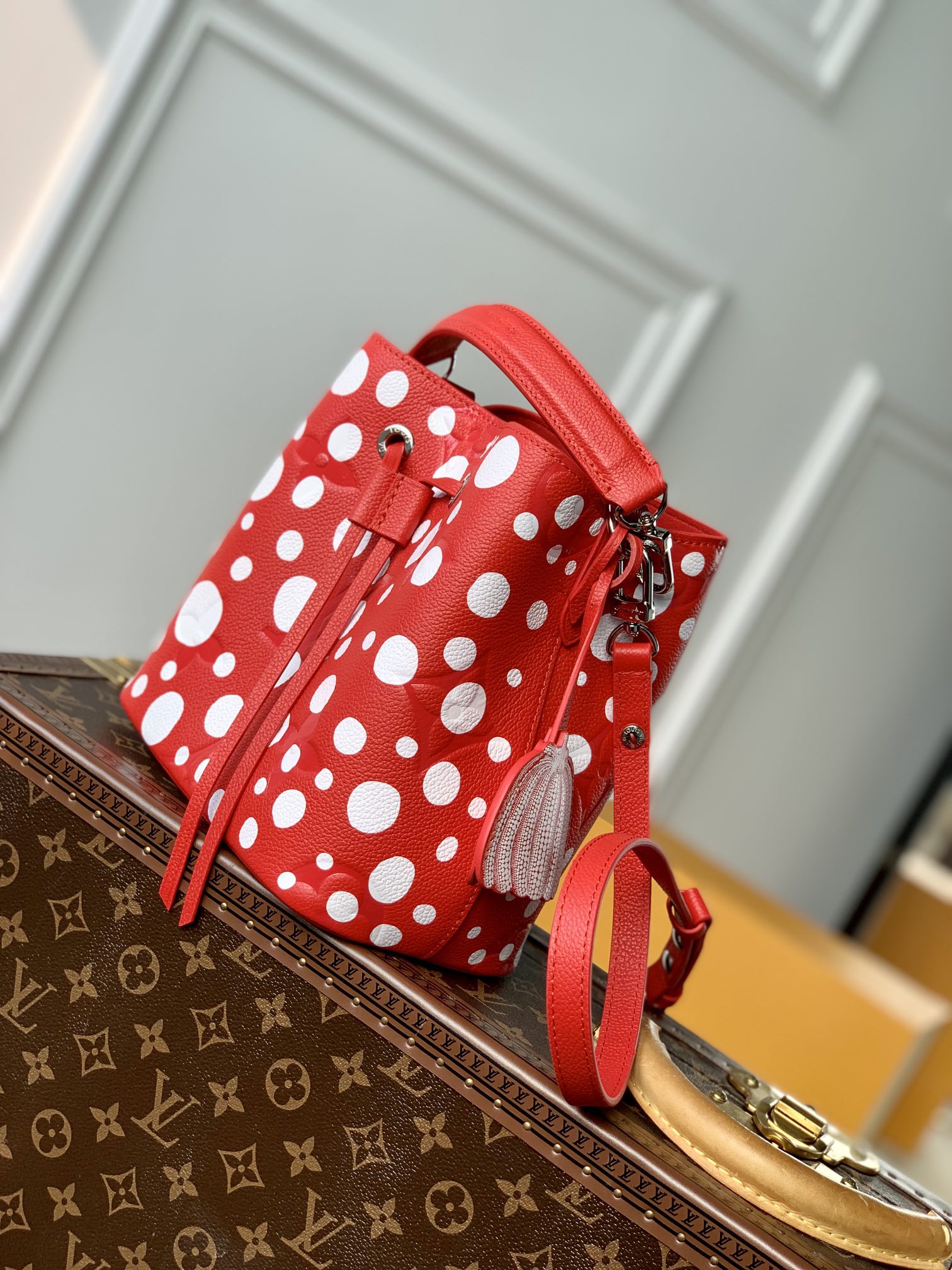 Louis Vuitton M46413 NeoNoe BB Handbag-20*20*13CM