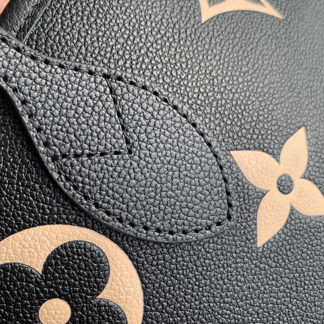 Louis Vuitton Neverfull MM M21579-32*29*17CM