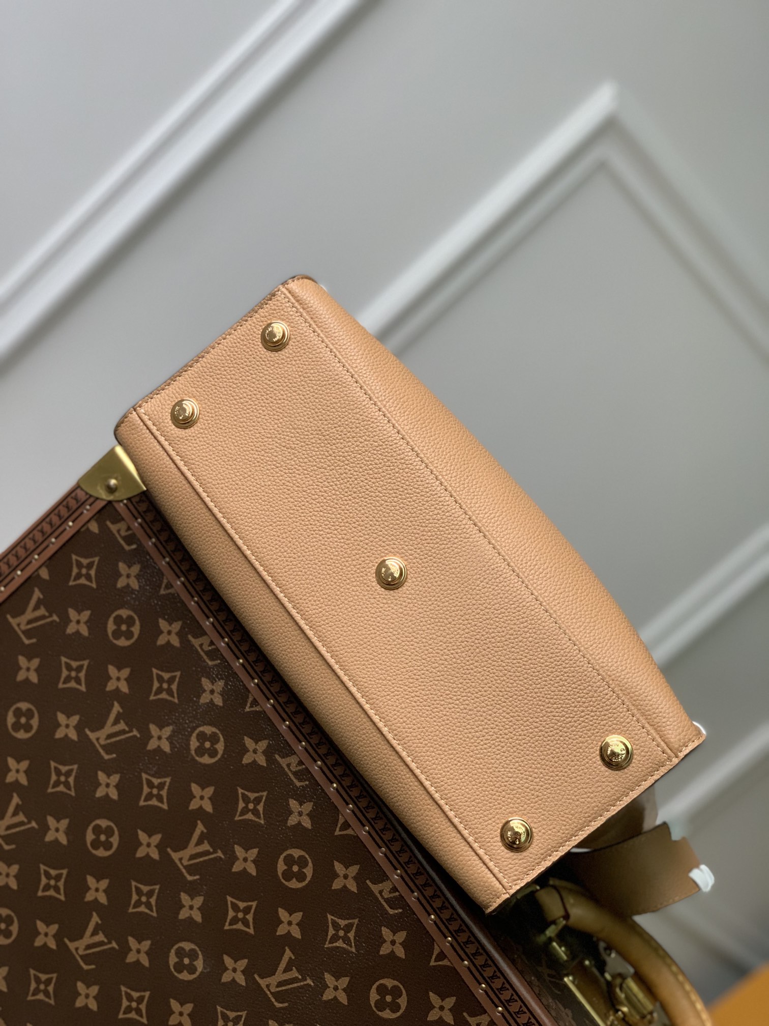 Louis Vuitton On My Side Tote Bag-M21569-30.5*24.5*14CM Louis Vuitton On My Side Tote Bag-M21569-30.5*24.5*14CM