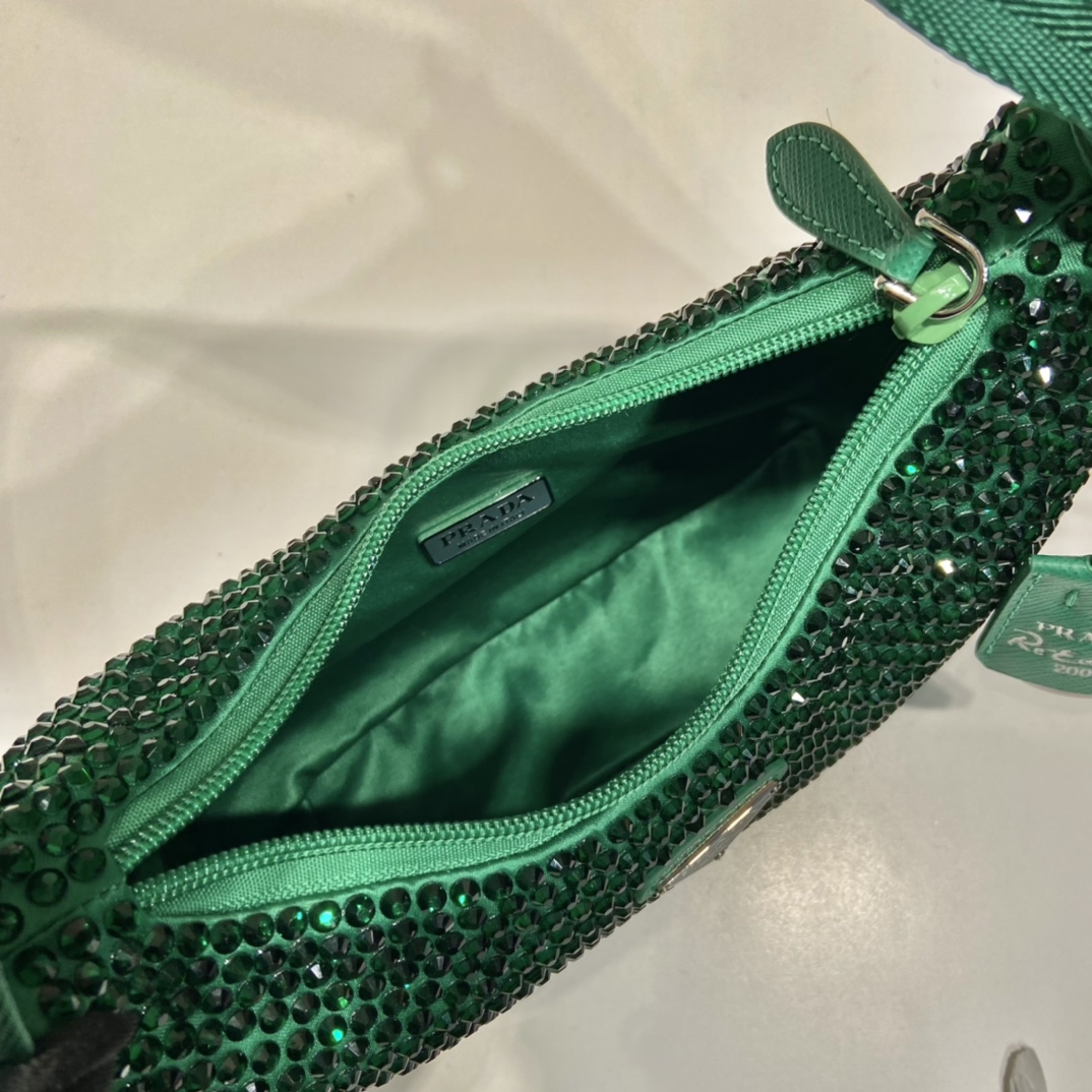 Prada Nylon 1NE515 Hobo Bag-23*14*5CM