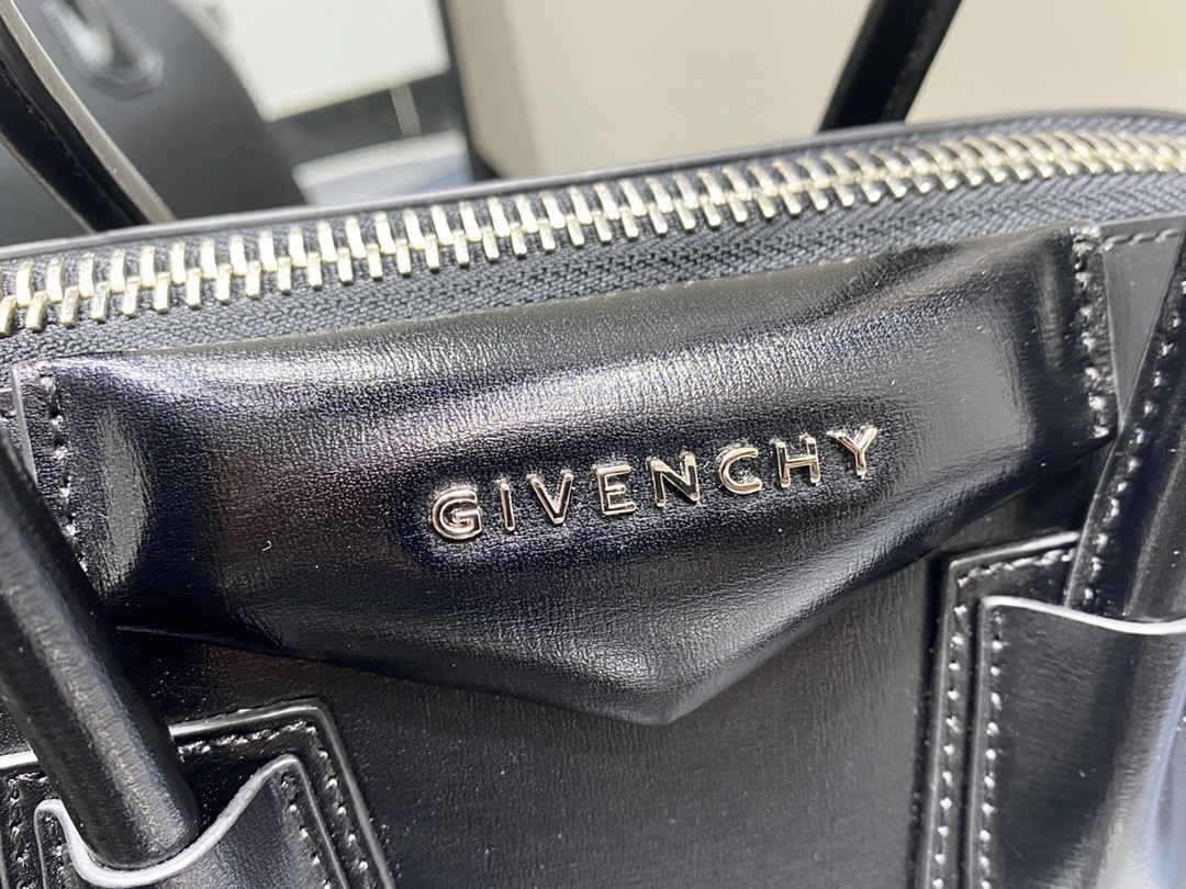 Gienvchy Antigona Tote-28*17*23CM