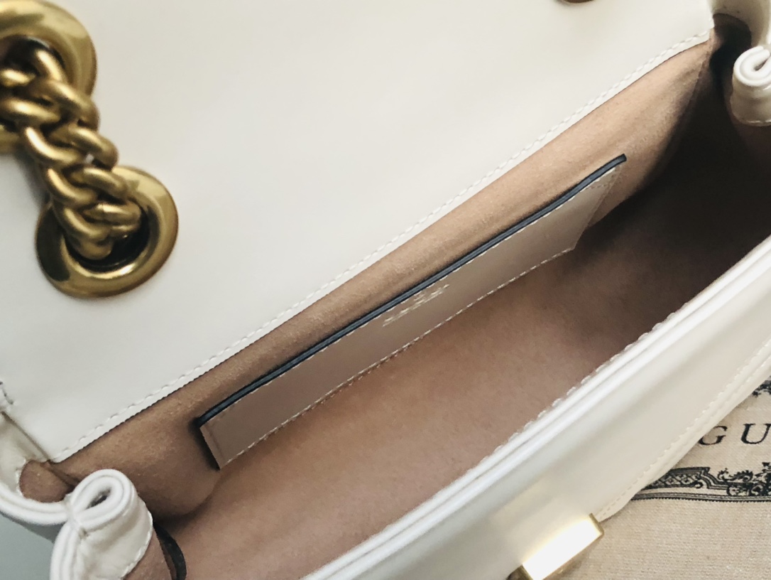 Gucci Marmont Bag-18*13.5*8CM Gucci Marmont Bag-18*13.5*8CM