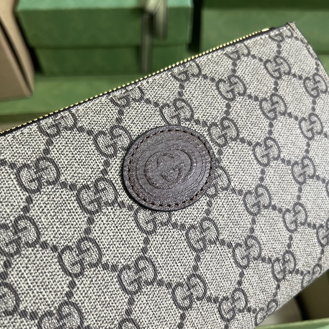 Gucci Strawberry Wristlet Bag-20*13.2*2CM