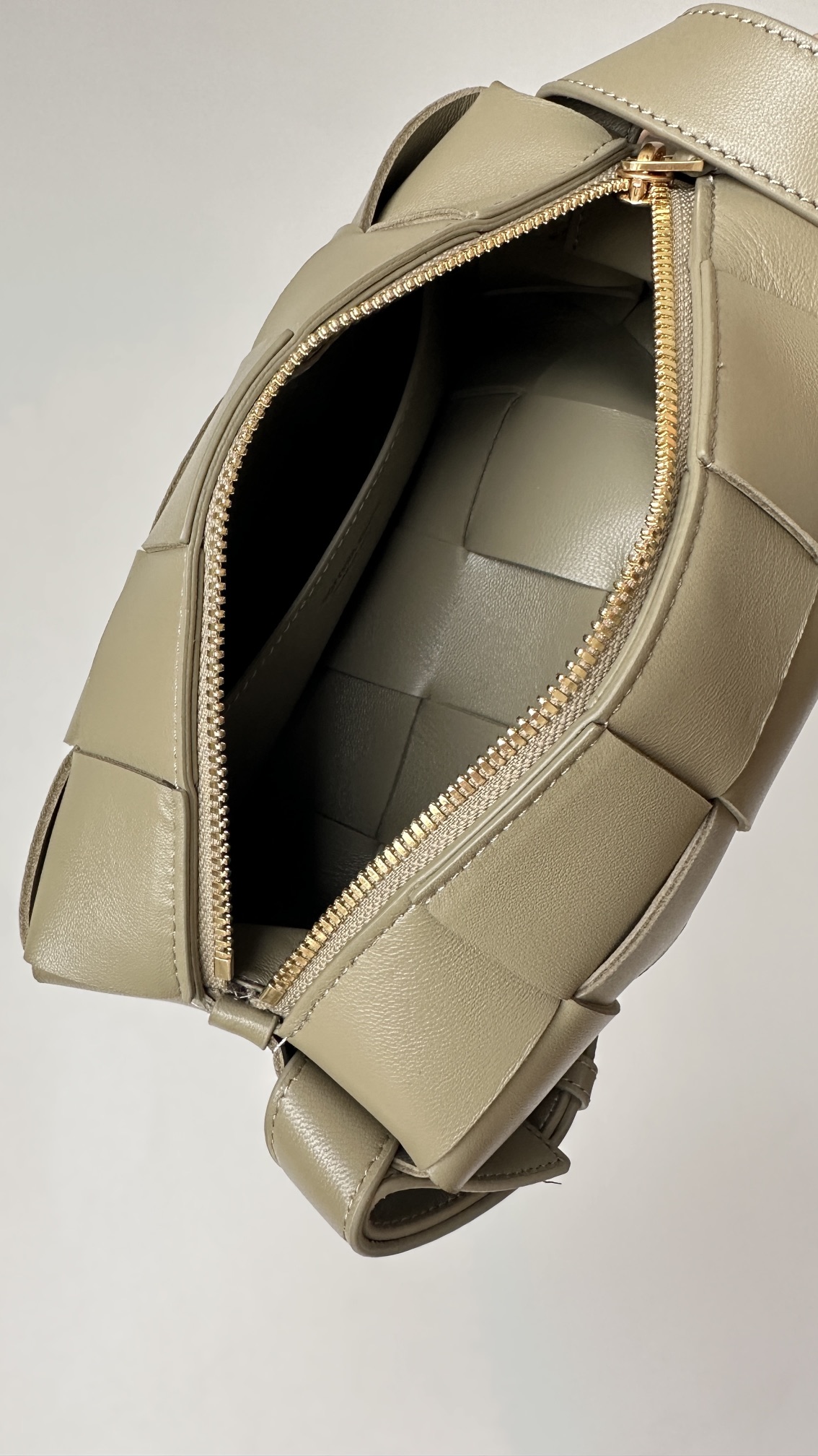 Bottega Veneta Brick Mini Cassette Bag-23.5*10*10CM